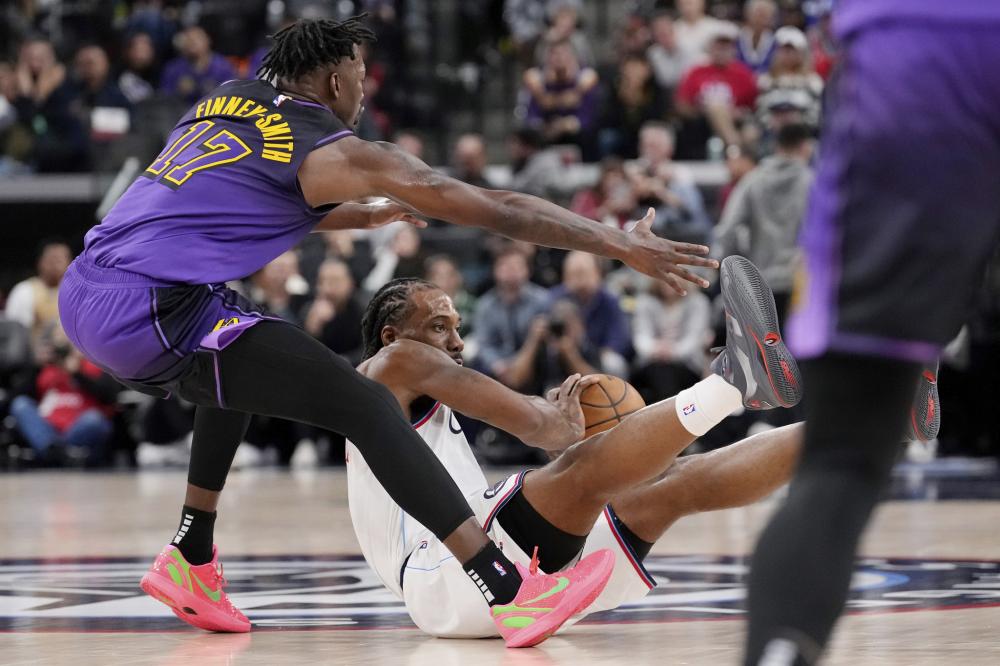 退两难中疲 退两难中疲