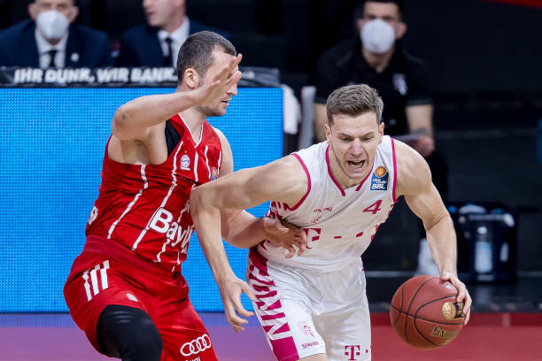 地以3比1 地以3比1